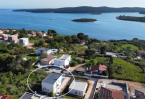 Ferienhaus mit Privatpool für 6 Personen ca 150 qm in Pomer, Istrien Istrische Riviera